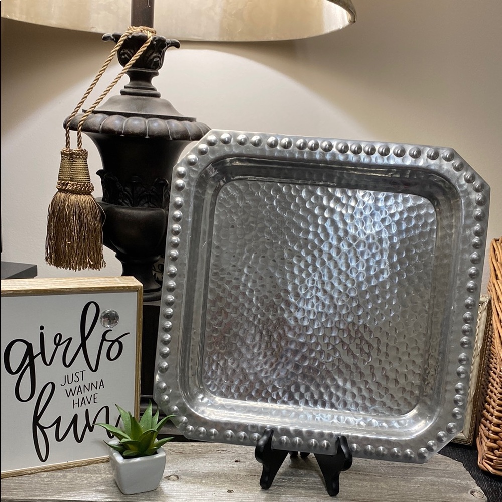 Silver Tone Hammered Metal Tray!